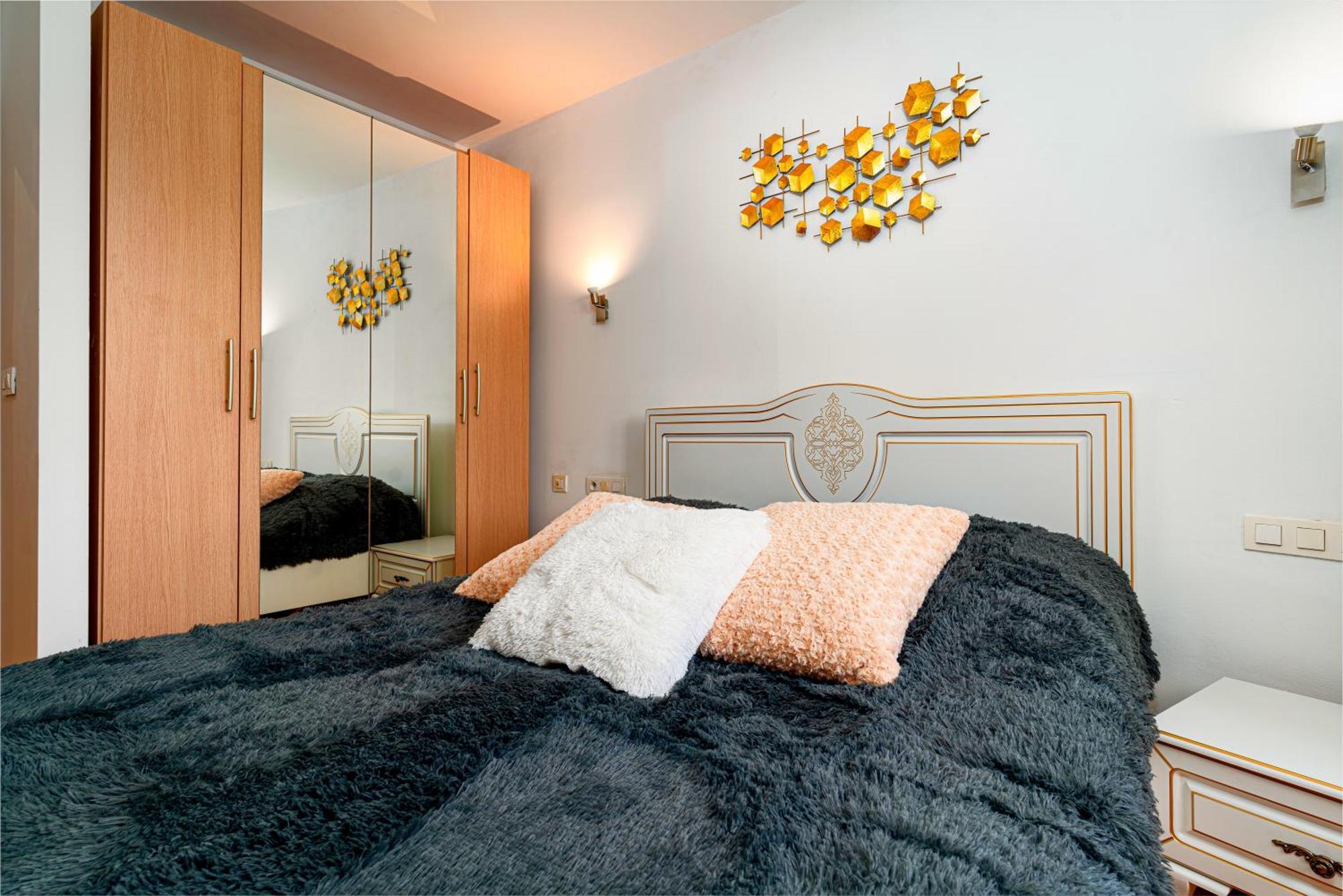 Golden River Apartment براغ المظهر الخارجي الصورة