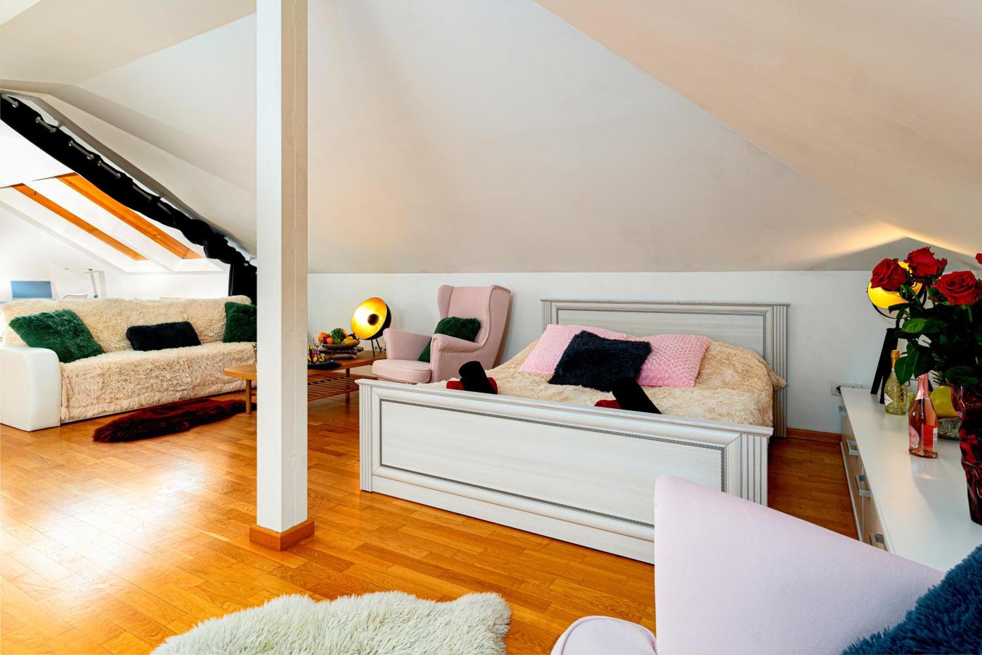 Golden River Apartment براغ المظهر الخارجي الصورة